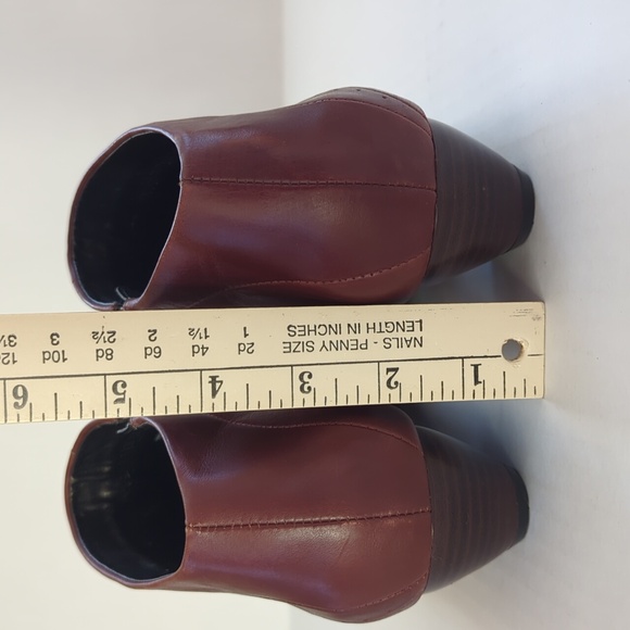 Hush Puppies Tottenham Leather Heeled Ankle Boots 9M Red Brown Granny - Picture 12 of 15